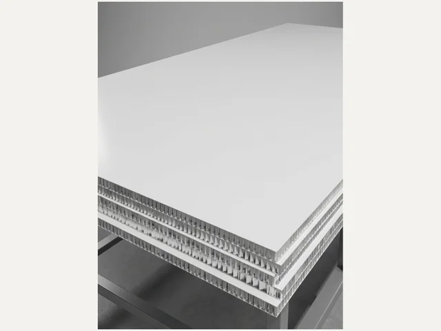 White post-coated aluminium honeycomb panel stack
